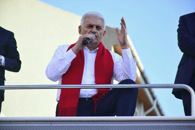 Başbakan Çekmeköy'de konuştu