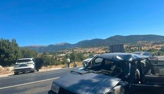 Seydikemer&rsquo;de otomobil ile motosiklet &ccedil;arpıştı: 1 &ouml;l&uuml;, 2 yaralı