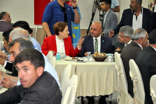 Akşener: İlk işim Suriye ile meseleleri düzeltmek olacak (2)