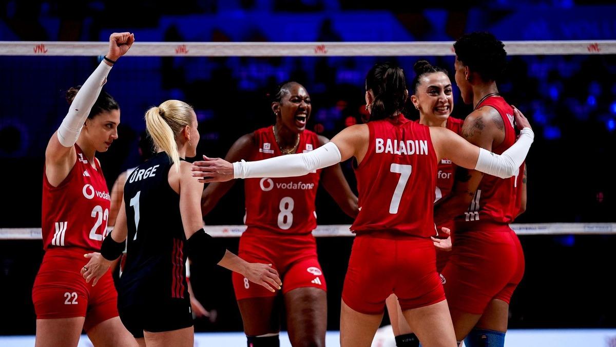 FIVB Dünya Kadınlar sıralaması finalin hemen ardından güncellendi! İşte dünya sıralaması 1