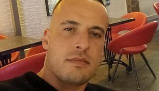 Şah damarından sokan arı &ouml;ld&uuml;rd&uuml;