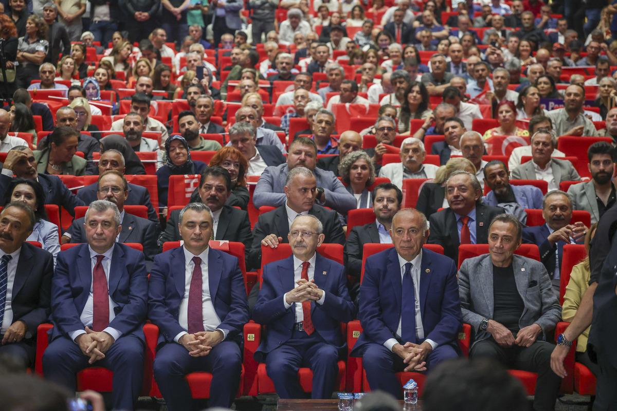 CHP t&ouml;reniyle ilgili  fig&uuml;ran  iddiası g&uuml;ndem oldu! Başsavcılık duyurdu: "Soruşturma başlatıldı" 1