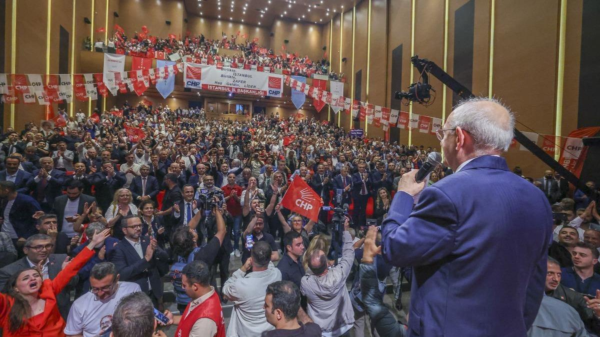CHP törenine “figüran” götürüldüğü iddiasına cast ajansından açıklama
