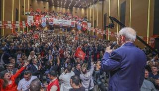 CHP t&ouml;renine &ldquo;fig&uuml;ran&rdquo; g&ouml;t&uuml;r&uuml;ld&uuml;ğ&uuml; iddiasına cast ajansından a&ccedil;ıklama