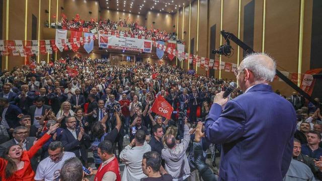 CHP törenine figüran götürüldüğü iddia edilmişti! Cast ajansından açıklama geldi
