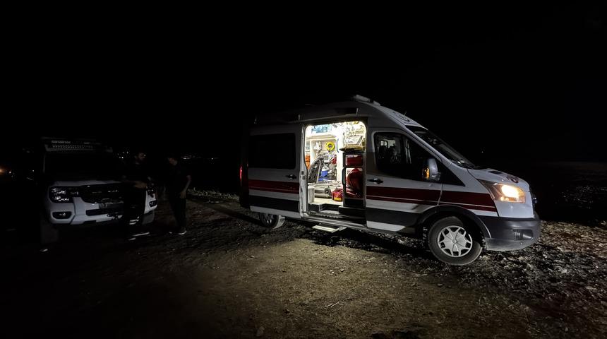 Elazığ'da g&ouml;lde kaybolan kişi i&ccedil;in arama &ccedil;alışması başlatıldı