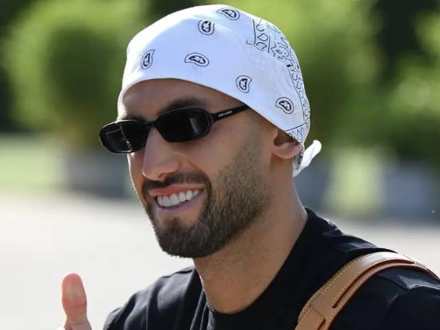 Hakan Çalhanoğlu'nu görenler tanıyamadı! Tarzını değiştirdi