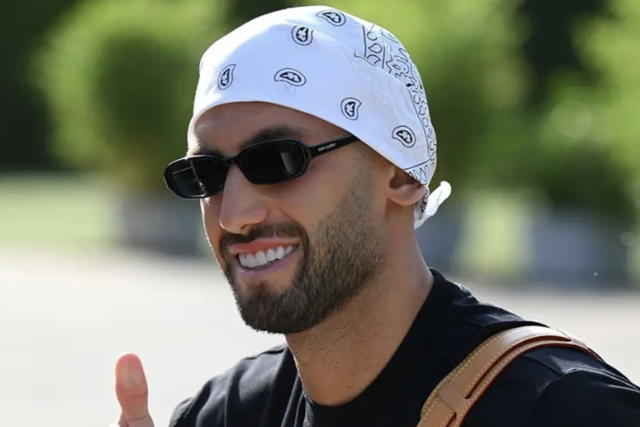 Hakan Çalhanoğlu'nu görenler tanıyamadı! Tarzını değiştirdi