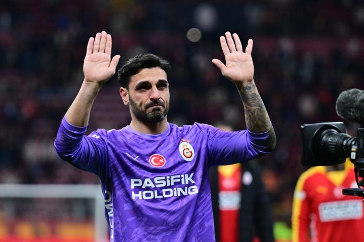 Galatasaray dan ayrılıyor, imzası an meselesi! Anlaşma sağlandı 2