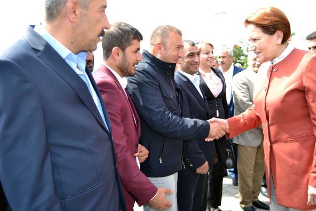 Akşener: Allah aşkına kardeşlik, birlik hukukunu gözetmeye devam edelim