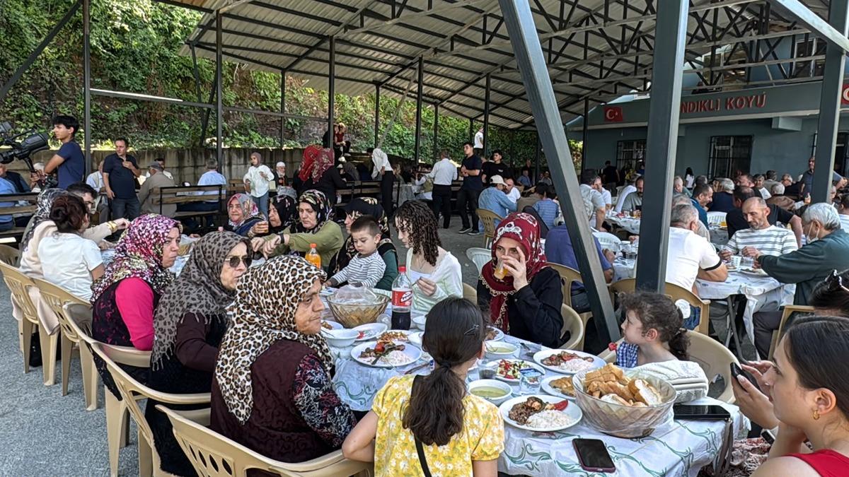 Türkiye de eşi benzeri az kalan asırlık düğün geleneği 1