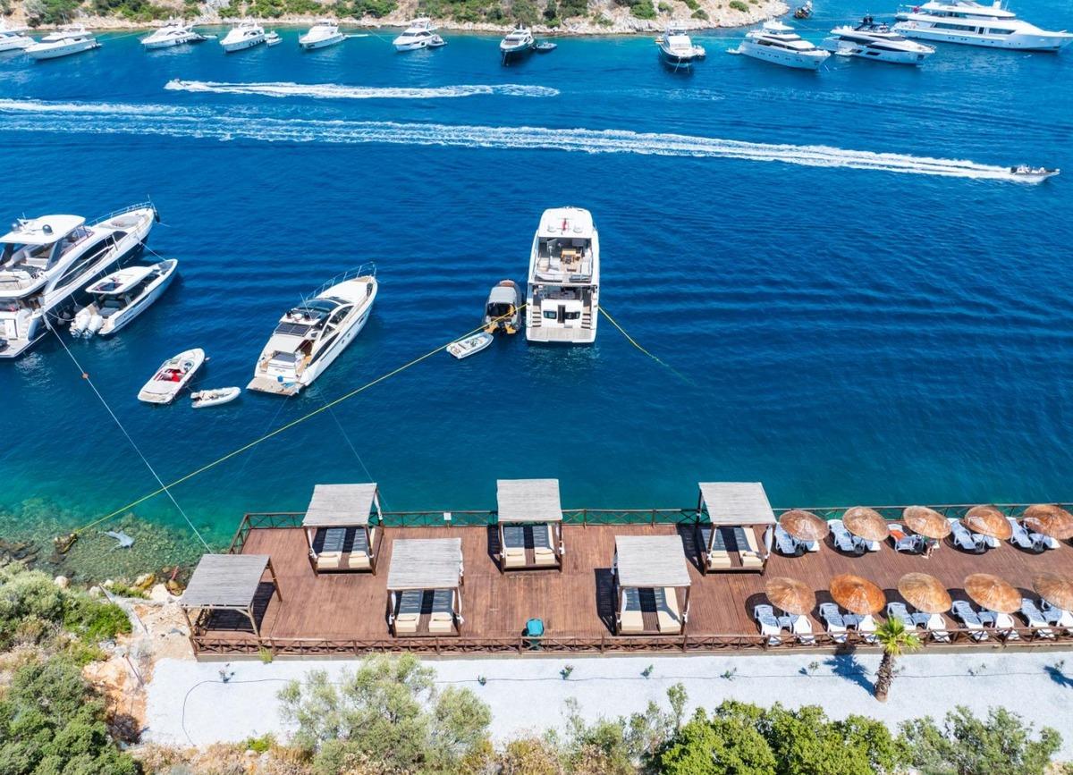 Deniz ücretsiz, lahmacun 250 TL! Ucuz tatil formülü: Dolup taştı 2