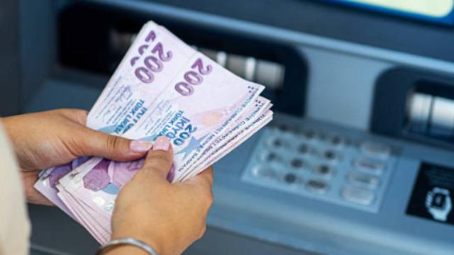 Milyonlarca emekli ve memur merakla bekliyor! Zam netleşiyor: 4 farklı senaryo