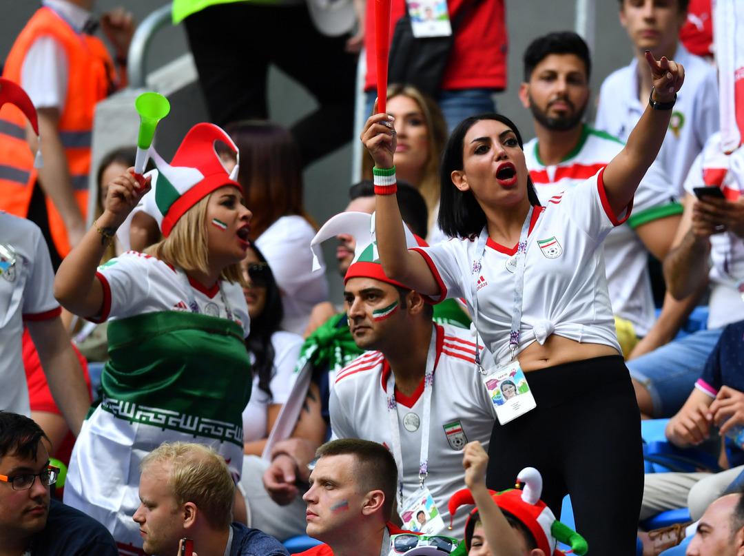 Fas-İran m&uuml;cadelesinden renkli g&ouml;r&uuml;nt&uuml;ler!