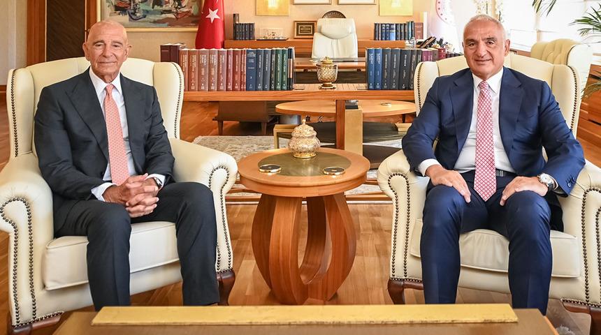 Bakan Ersoy, ABD'nin Ankara B&uuml;y&uuml;kel&ccedil;isi Tom Barrack'ı ağırladı