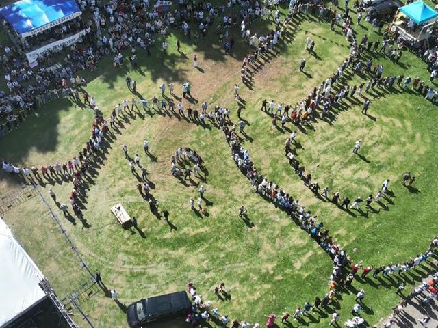 2 bin rakımlı festivalde dev halka dikkat çekti