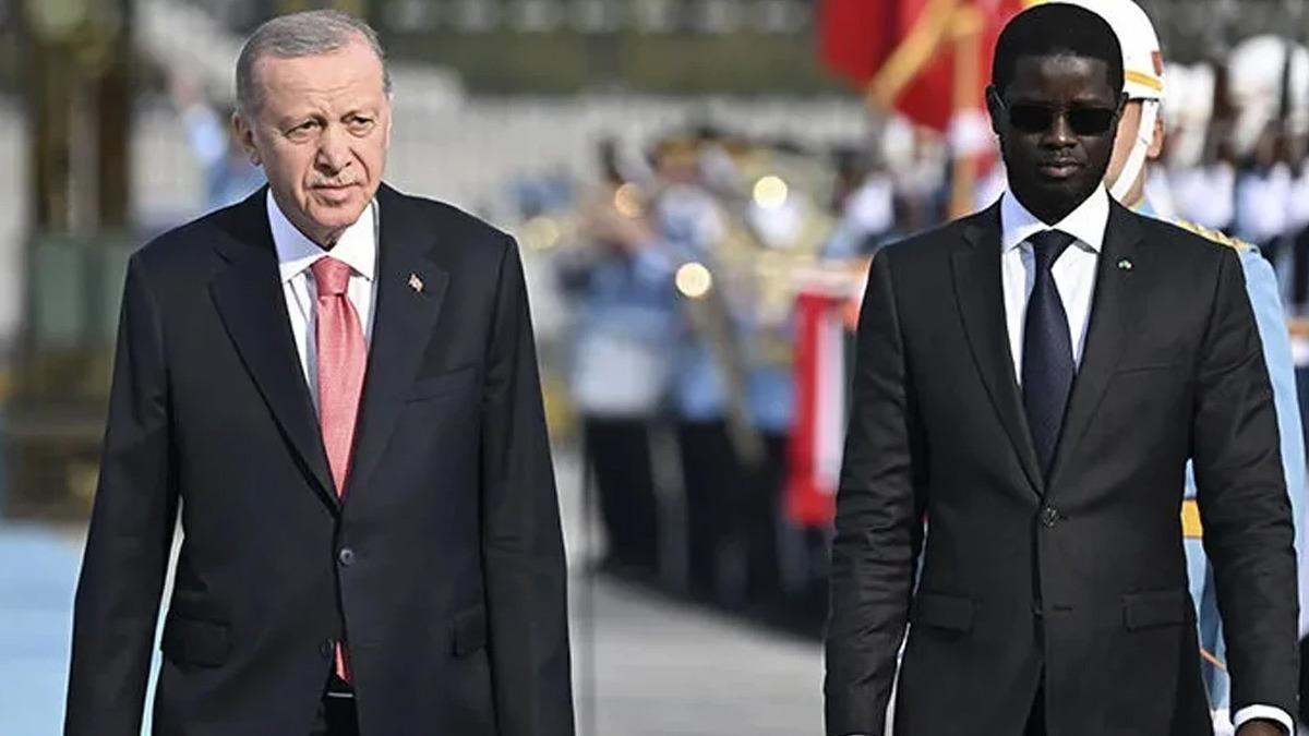 Cumhurbaşkanı Erdoğan, Senegalli mevkidaşı ile telefonda g&ouml;r&uuml;şt&uuml; 1