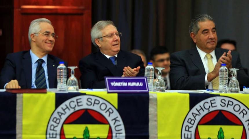 Fenerbahçe eski yönetici Mahmut Uslu'nun teknesi yandı!