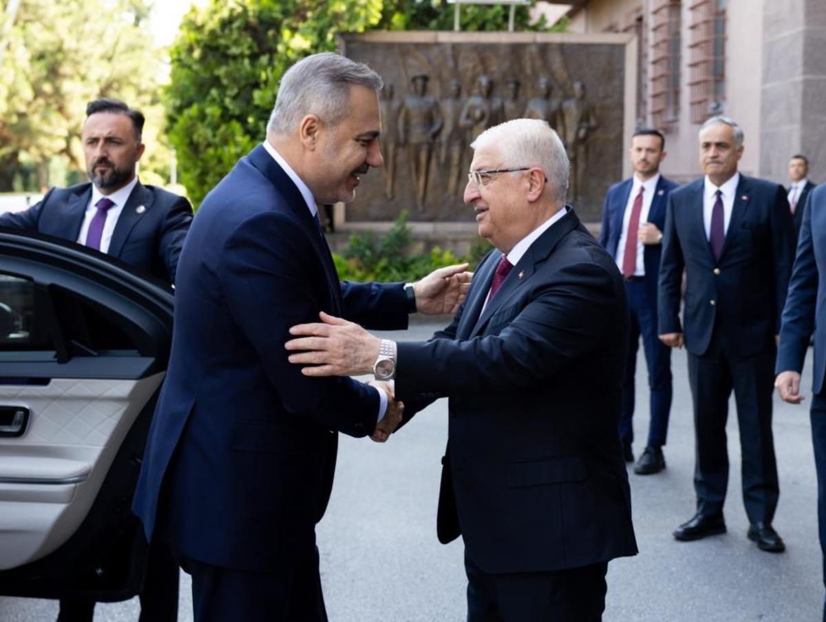 Bakan Fidan, Milli Savunma Bakanı G&uuml;ler ile g&ouml;r&uuml;şt&uuml; 1