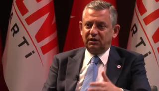 CHP'deki fig&uuml;ran iddiası! &Ouml;zg&uuml;r &Ouml;zel: "Bizim konumuz değil"