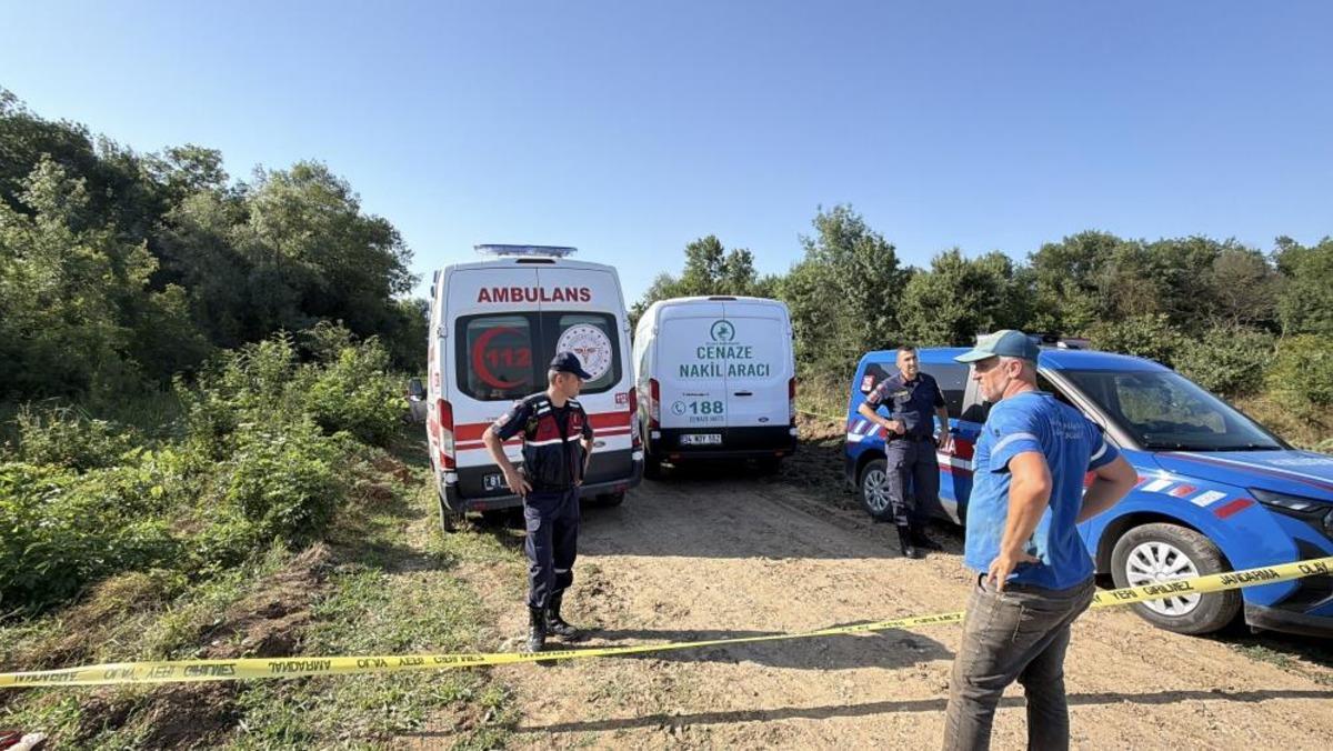 D&uuml;zce&rsquo;de 29 yaşındaki gen&ccedil; aracında &ouml;l&uuml; bulundu 1