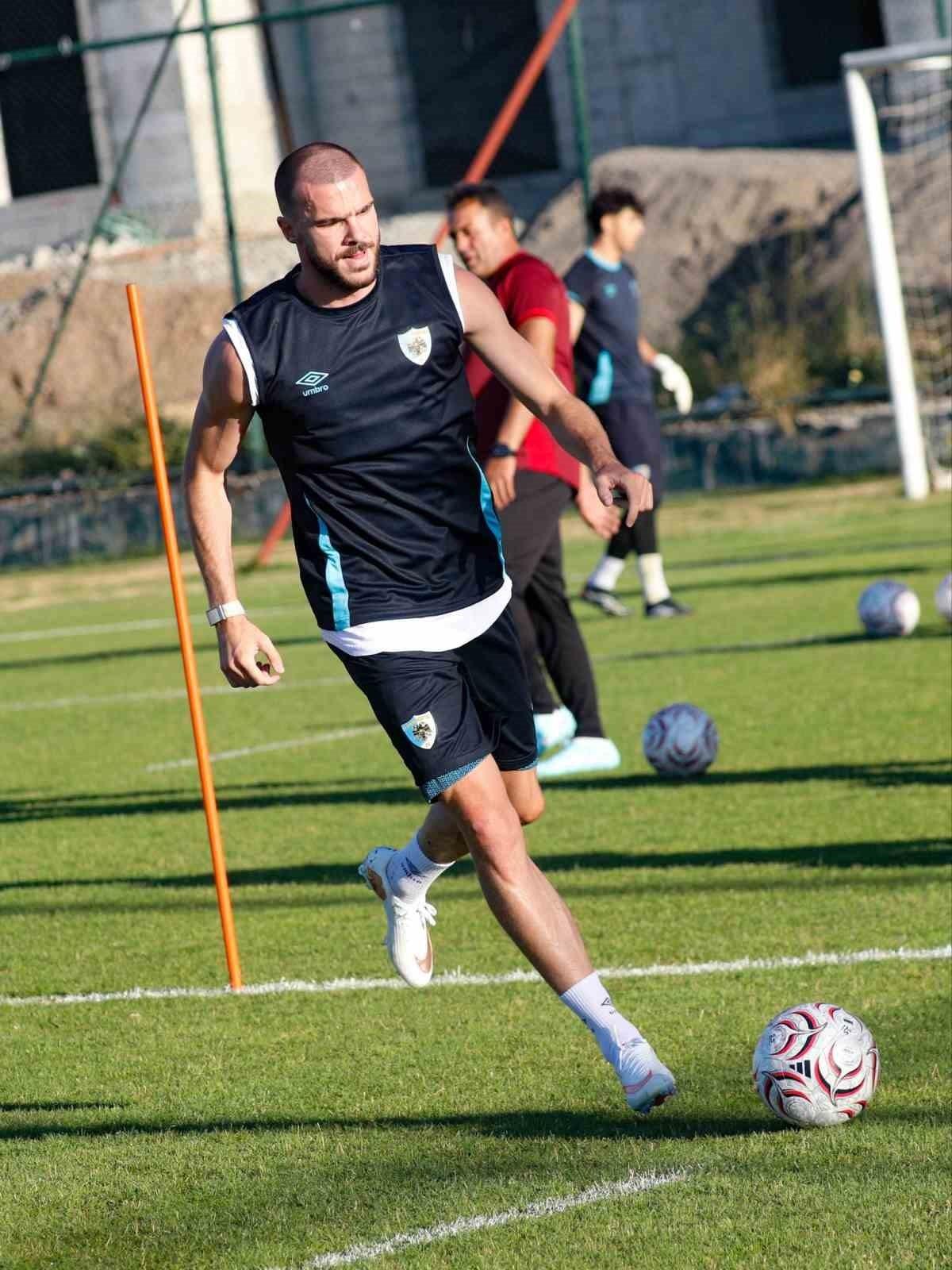 Erzurumspor&rsquo;da 3. etap kamp &ccedil;alışmaları başladı 1