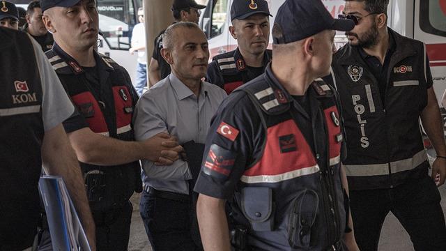 Eski Tunceli Valisi Tuncay Sonel 4 farklı suçtan tutuklandı