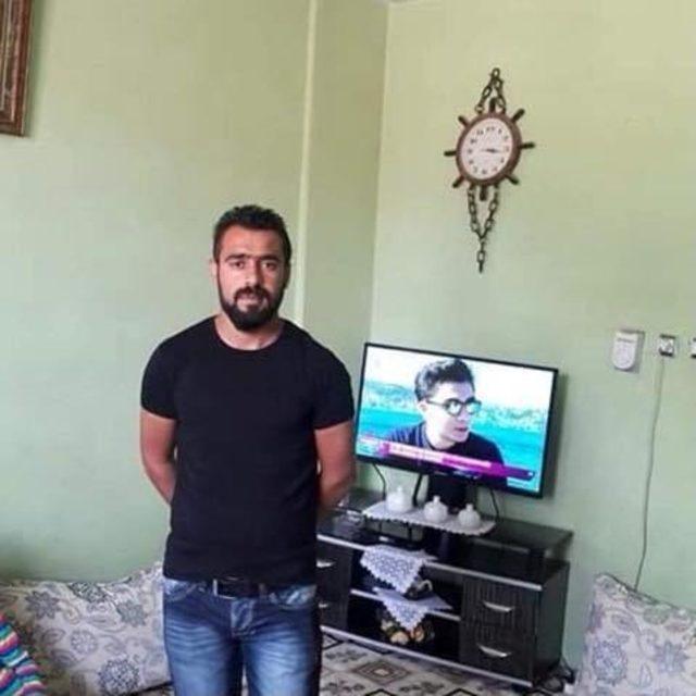 Cenazeyi almaya giderken kaza yaptılar: 3 kuzen &ouml;ld&uuml;, 2 yaralı 1