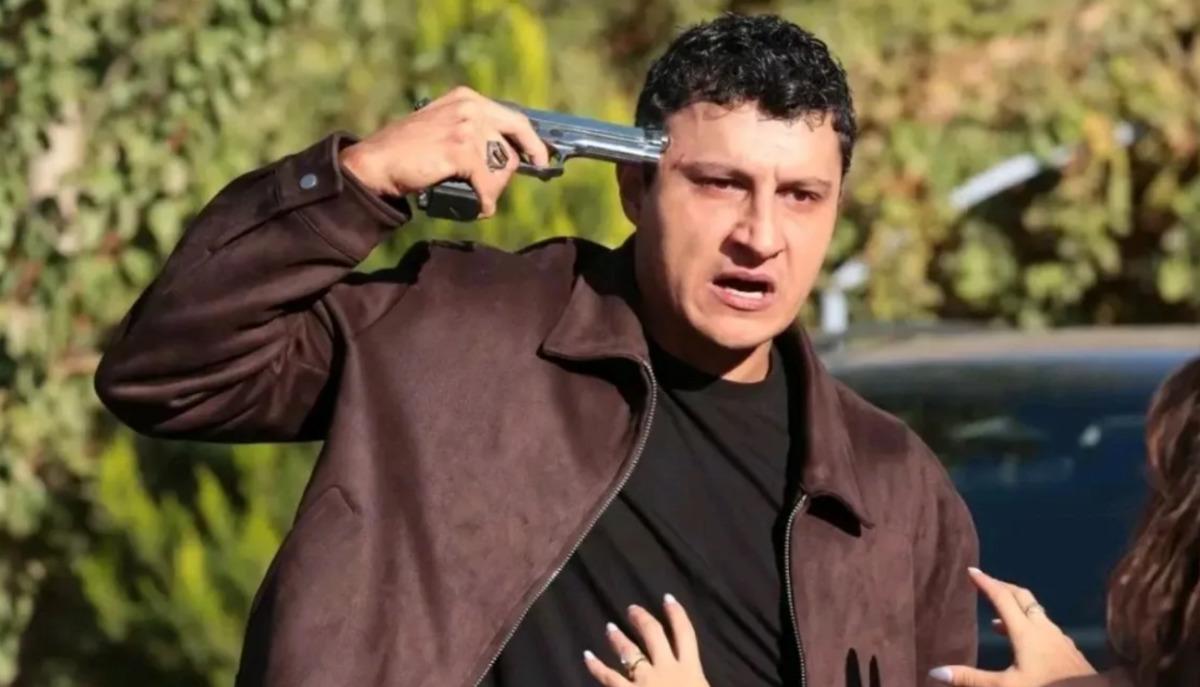 Uzak Şehir in Şahin i kararını verdi: Alper &Ccedil;ankaya Sevdiğim Sensin de 2