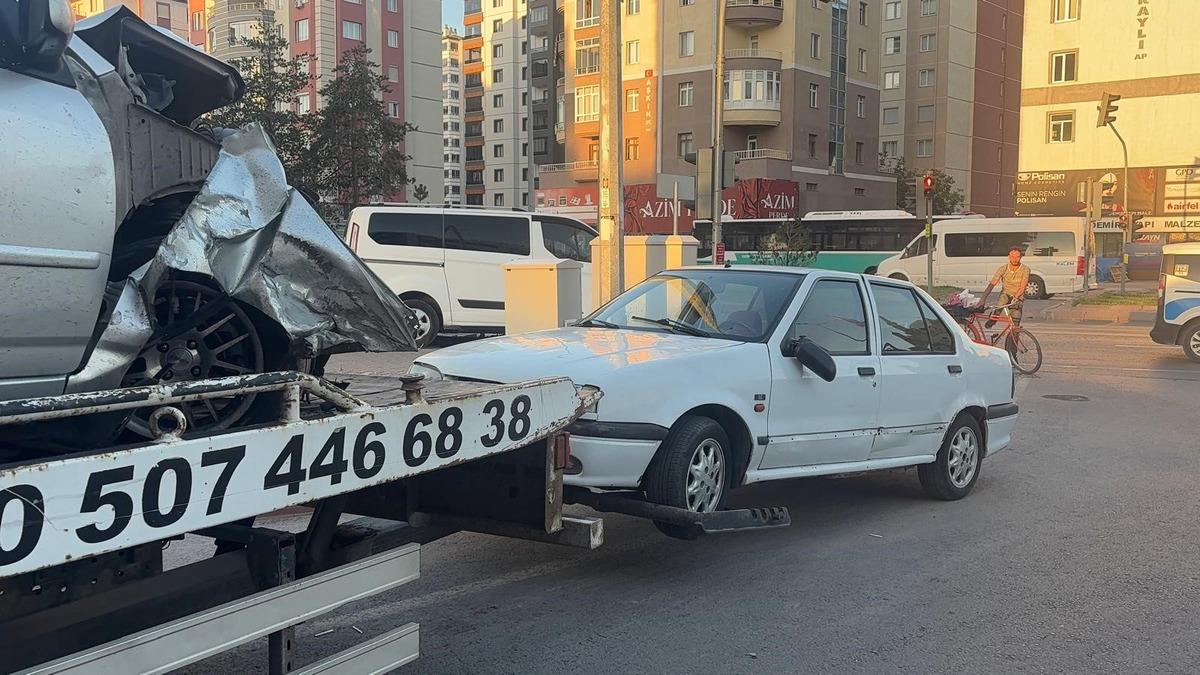 Polisin sabrını zorladı, gazeteciye demediğini bırakmadı! 1
