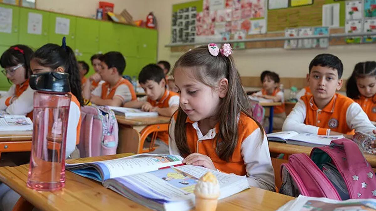 MEB den okullarda k&ouml;kl&uuml; değişiklik! Yeni d&ouml;nem kuralları a&ccedil;ıklandı 1