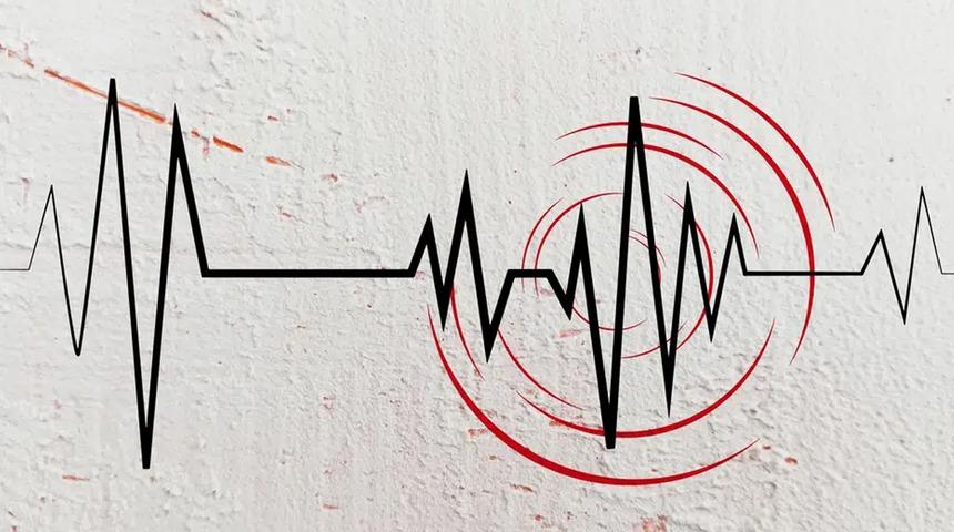 Japonya'da 7.1 b&uuml;y&uuml;kl&uuml;ğ&uuml;nde deprem! Tsunami uyarısı yapıldı