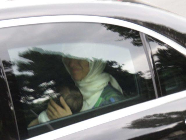 S&uuml;meyye Erdoğan Bayraktar bebeğiyle ilk defa g&ouml;r&uuml;nt&uuml;lendi 1