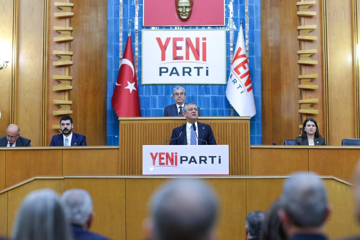 Yeni Parti nin ilk grup toplantısında dikkat &ccedil;eken karar! Logo değişikliği de g&uuml;ndemde: 6 kişilik kadro belli oldu 7