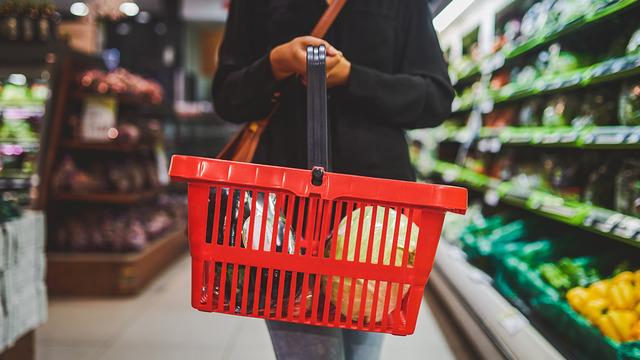 Sepetlere yansımaya başladı: 'Yarın zam gelir' diye düşünülüyordu