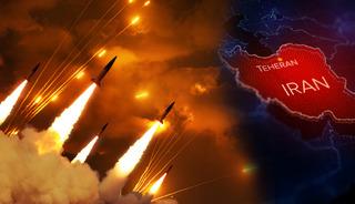 Trump'tan İran'a rest! Ses getirecek a&ccedil;ıklama: 'Savaşmak istiyor'