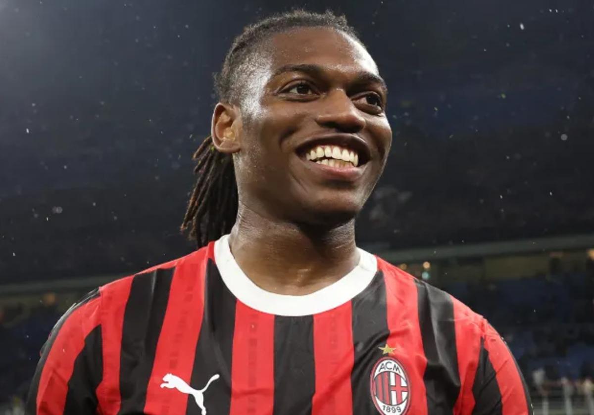 Fenerbah&ccedil;e den Galatasaray a Rafael Leao &ccedil;alımı! İtalyanlar duyurdu 3