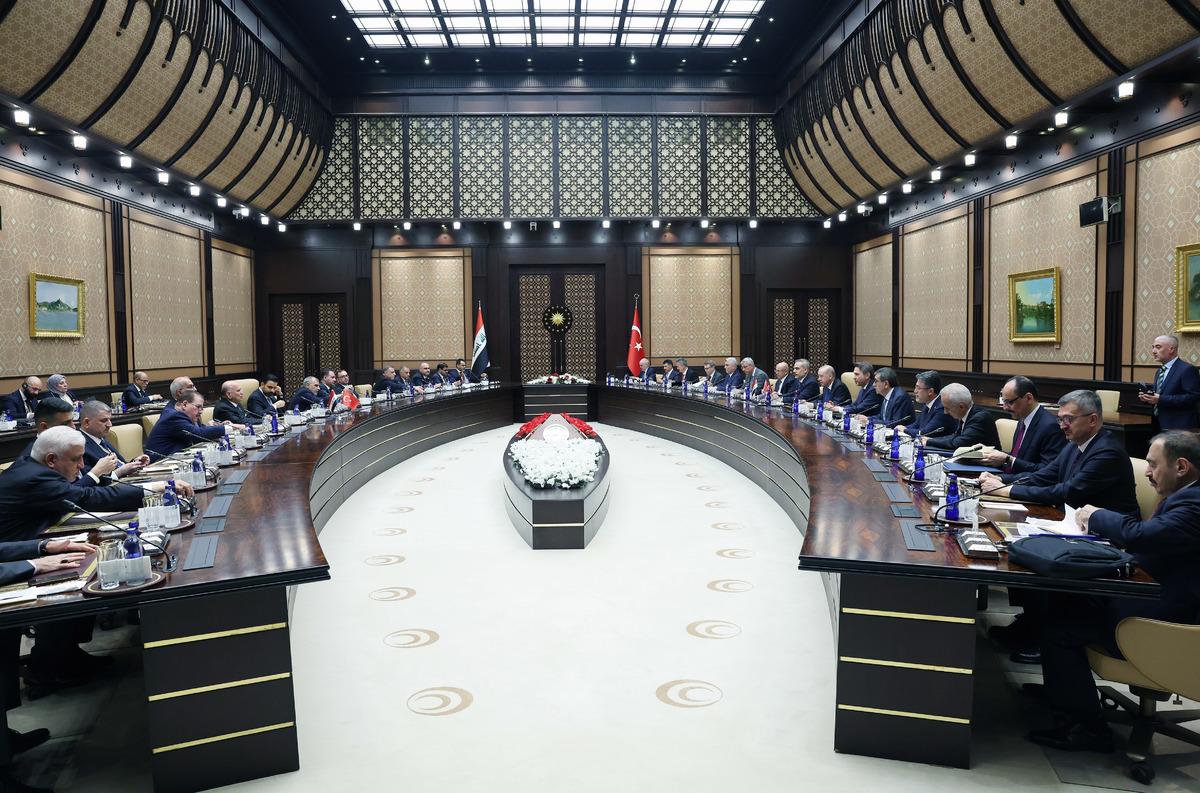 Cumhurbaşkanı Erdoğan tarihi adım olarak niteledi! Irak la günde 1 milyon varil petrol anlaşması 1
