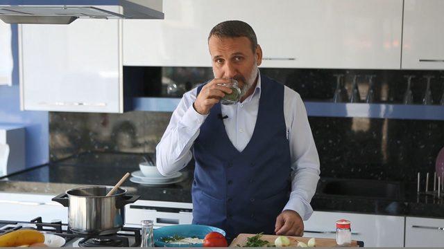 SP'li adaydan 'siyaset' tadında zeytinyağlı biber dolması tarifi