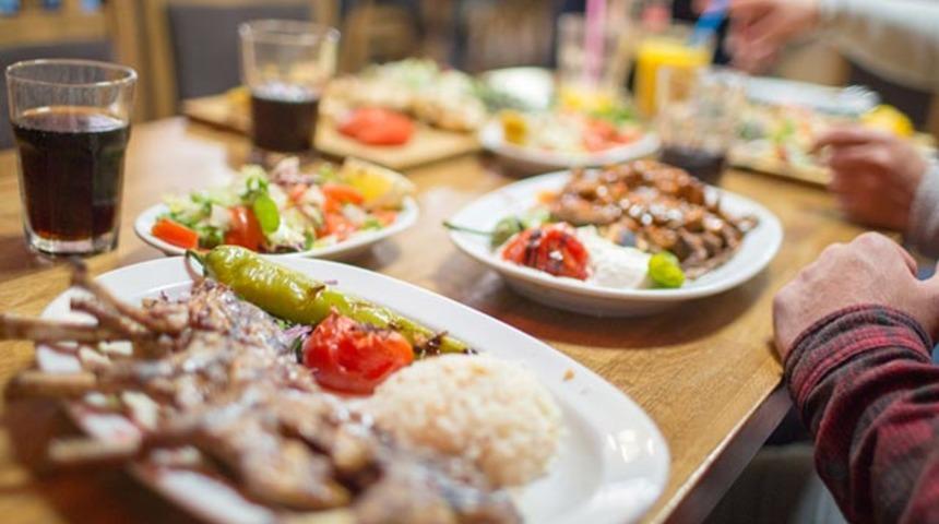 Ramazan bitti! Yeme alışkanlığına dikkat