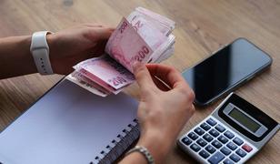 Bunu yapan &ccedil;alışandan maaş kesintisi: 30 dakika i&ccedil;in 1500 TL