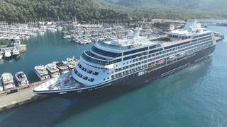 Lüks kruvaziyer Azamara Onward Marmaris'e 649 turistle geldi
