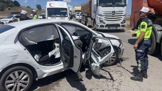 Pendik’te otomobillerin çarpıştığı kazada 2 kişi yaralandı