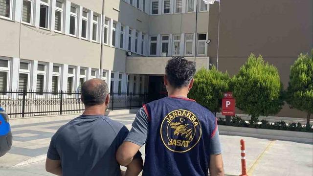 Aydın’da aranan 3 hükümlü jandarmadan kaçamadı