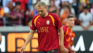 Galatasaray'ın yıldızından skandal talep! "Bonservisimi verin &ccedil;ekip gideyim"