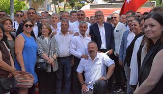 Bir ilde toplu istifa! 12 belediye başkanı Yeni Parti'de