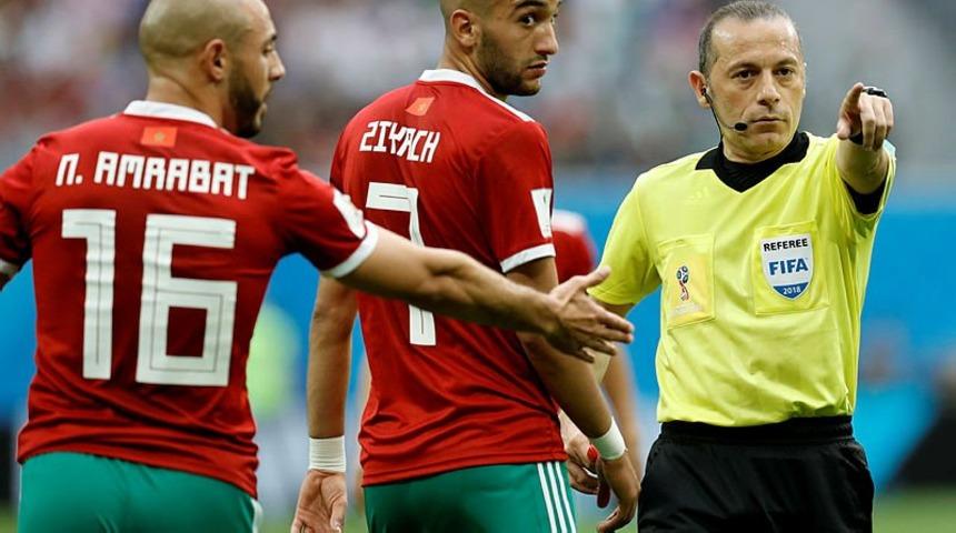 Cüneyt Çakır Rusya-Mısır maçında 4. hakem olarak görev yapacak!