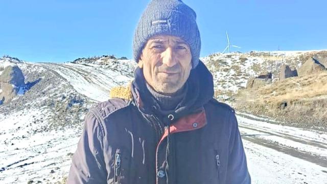 Ağrı'da 4 çocuk babası adam canına kıydı