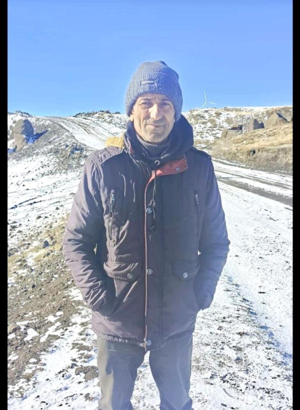 Ağrı da 4 &ccedil;ocuk babası adam canına kıydı 1