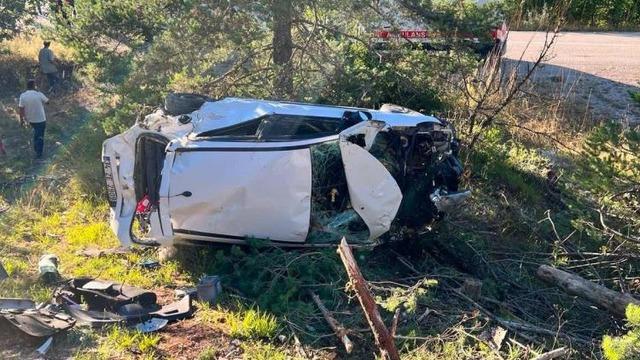 Kastamonu'da otomobil şarampole yuvarlandı: 5 yaralı